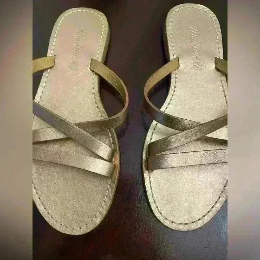 Madewell Boardwalk Skinny Sandals in Metallic Rose leather